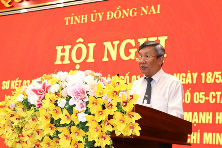 Phó Bí thư Thường trực Tỉnh ủy Đồng Nai Hồ Thanh Sơn phát biểu chỉ đạo tại hội nghị.