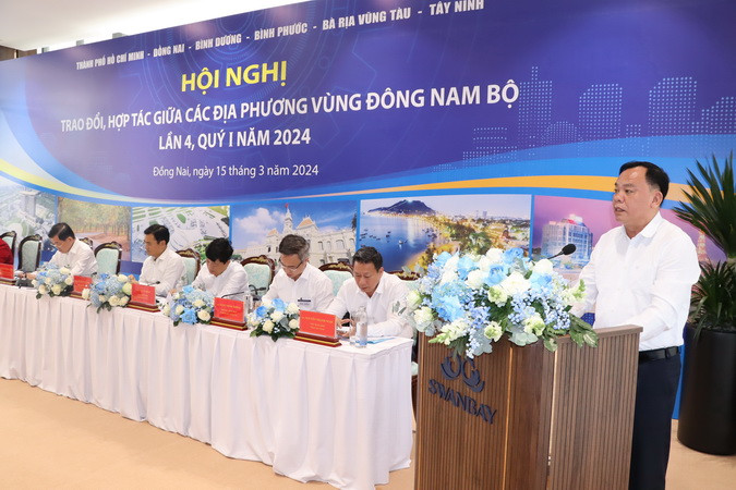 Quyền Chủ tịch Ủy ban nhân dân tỉnh Đồng Nai Võ Tấn Đức đề nghị khởi công xây dựng cầu Cát Lái năm 2025.