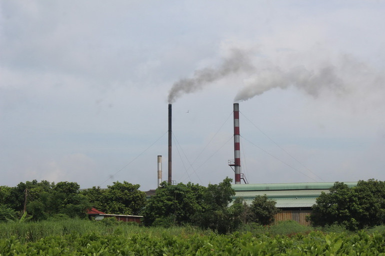 Khí thải Nhà máy xử lý chất thải nguy hại Vĩnh Tân của Công ty Cổ phần môi trường Thiên Thanh. Khí thải Nhà máy xử lý chất thải nguy hại Vĩnh Tân của Công ty Cổ phần môi trường Thiên Thanh.