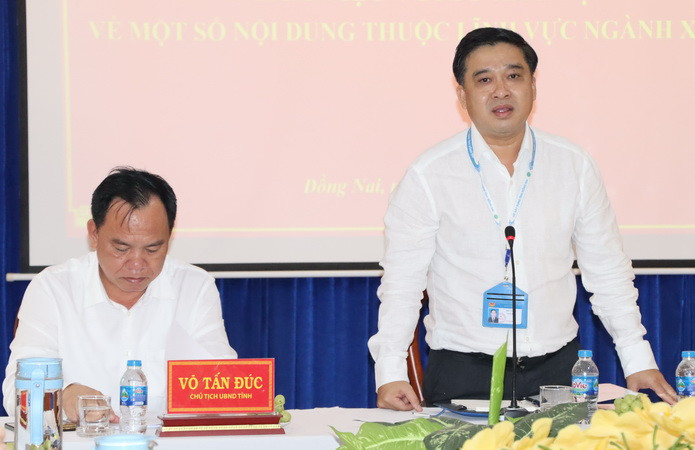 Giám đốc Sở Xây dựng Đồng Nai Hồ Văn Hà nêu kiến nghị tại buổi làm việc.