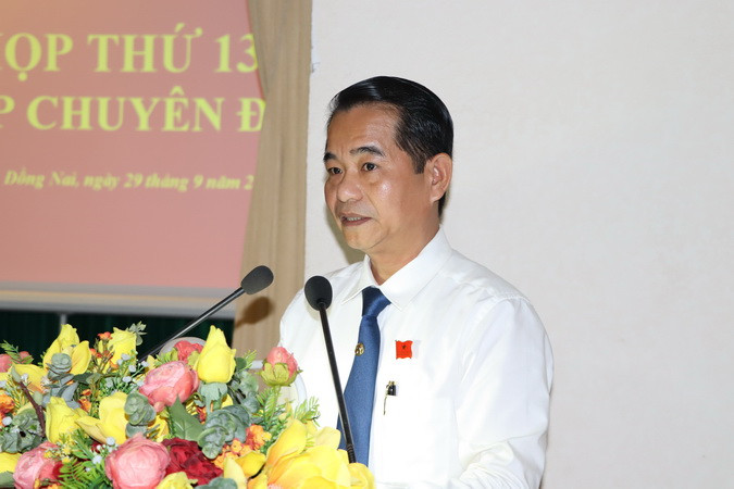 Chủ tịch Hội đồng nhân dân tỉnh Đồng Nai phát biểu tại Kỳ họp.