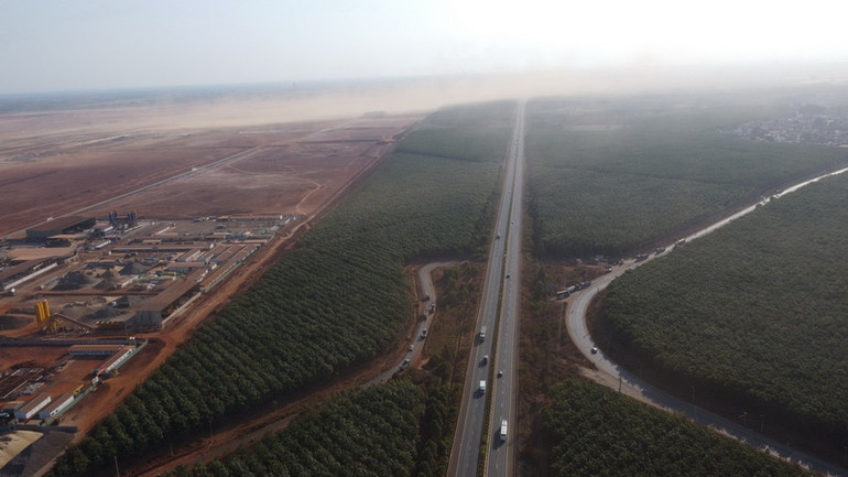 Bộ Tài nguyên và Môi trường yêu cầu ACV khẩn trương, nghiêm túc khắc phục bụi đỏ phát tán từ quá trình thi công sân bay Long Thành.