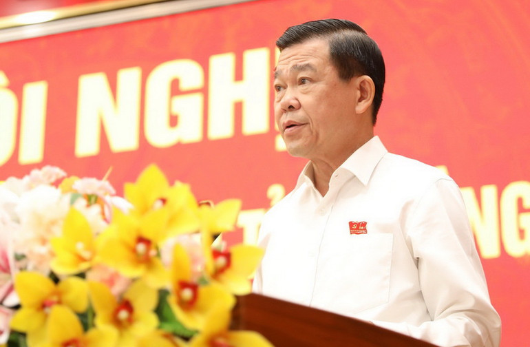 Bí thư Tỉnh ủy Đồng Nai phát biểu tại hội nghị.