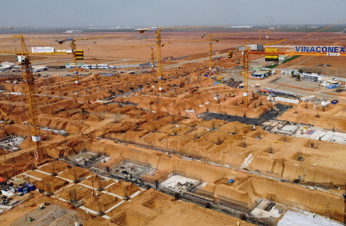 Dự án xây dựng sân bay Long Thành đang được tăng tốc thực hiện, dự kiến sẽ đưa vào khai thác trong năm 2026.