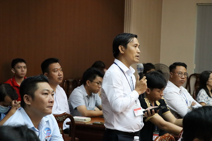 Một doanh nghiệp phát biểu kiến nghị để thúc đẩy phát triển du lịch.