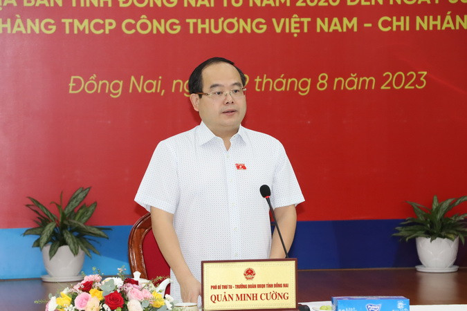 Phó Bí thư Tỉnh ủy, Trưởng Đoàn đại biểu Quốc hội tỉnh Đồng Nai phát biểu tại buổi khảo sát.