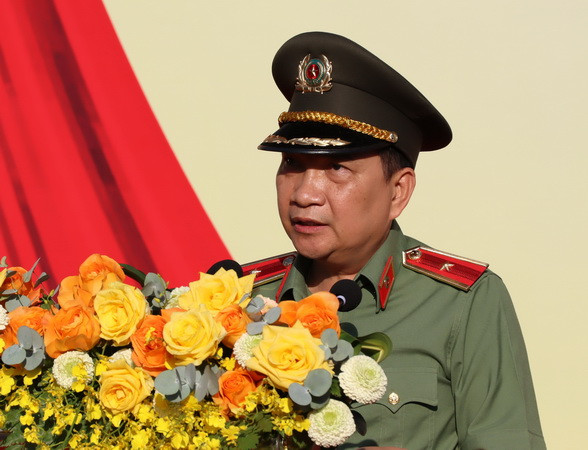 Thiếu tướng Nguyễn Sỹ Quang, Giám đốc Công an tỉnh Đồng Nai phát lệnh ra quân.