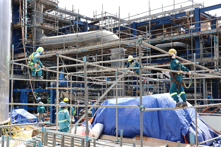 Nhà máy nhiệt điện Nhơn Trạch 3 lỡ hẹn vận hành thử nghiệm ngày 15/5/2024 do vướng công tác giải phóng mặt bằng.