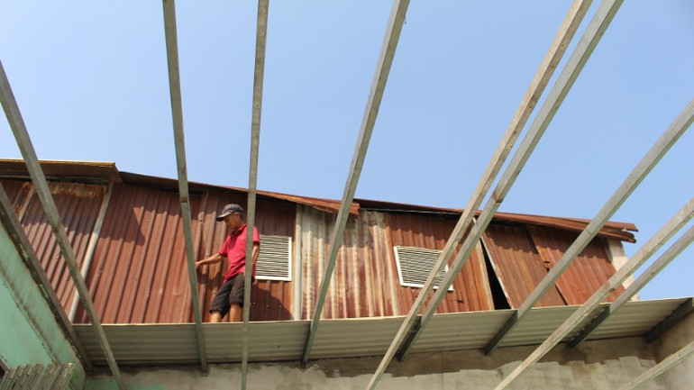 Sau khi tuyên truyền, vận động của 6 đoàn công tác Thành ủy Biên Hòa gần 300 hộ dân đã tự nguyện bàn giao mặt bằng thi công dự án cao tốc Biên Hòa-Vũng Tàu, trong đó nhiều hộ ngay lập tức di dời các vật dụng,