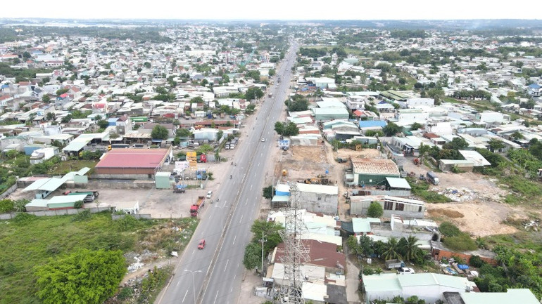Điểm đầu dự án cao tốc Biên Hòa-Vũng Tàu giáp đường Võ Nguyên Giáp thuộc địa phận phường Phước Tân, thành phố Biên Hòa.