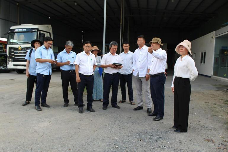 Lãnh đạo thành phố Biên Hòa kiểm tra công tác giải phóng mặt bằng dự án cao tốc Biên Hòa-Vũng Tàu, đoạn qua địa bàn phường Phước Tân.