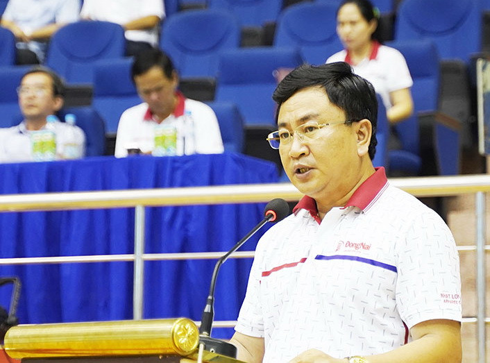 Tổng Biên tập Báo Đồng Nai Đào Văn Tuấn phát biểu tại lễ bế mạc.