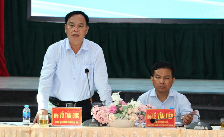 Phó Bí thư Tỉnh ủy, Quyền Chủ tịch Ủy ban nhân dân tỉnh Đồng Nai Võ Tấn Đức đề nghị tăng cường trách nhiệm, tập trung đẩy nhanh tiến độ giải phóng mặt bằng đường cao tốc Biên Hòa-Vũng Tàu và Vành đai 3.