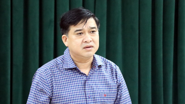 Phó Chủ tịch Ủy ban nhân dân tỉnh Đồng Nai Hồ Văn Hà đề nghị xử lý nghiêm các nhà thầu thi công ì ạch các dự án trọng điểm quốc gia.