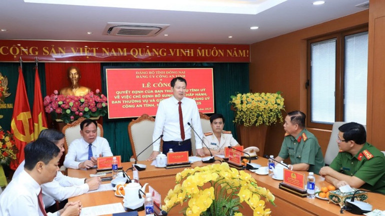 Bí thư Tỉnh ủy Đồng Nai Vũ Hồng Văn phát biểu tại buổi lễ.