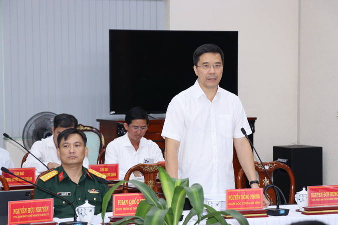 Giám đốc Công an tỉnh Đồng Nai Nguyễn Hồng Phong phát biểu tại buổi họp. Giám đốc Công an tỉnh Đồng Nai Nguyễn Hồng Phong phát biểu tại buổi họp.