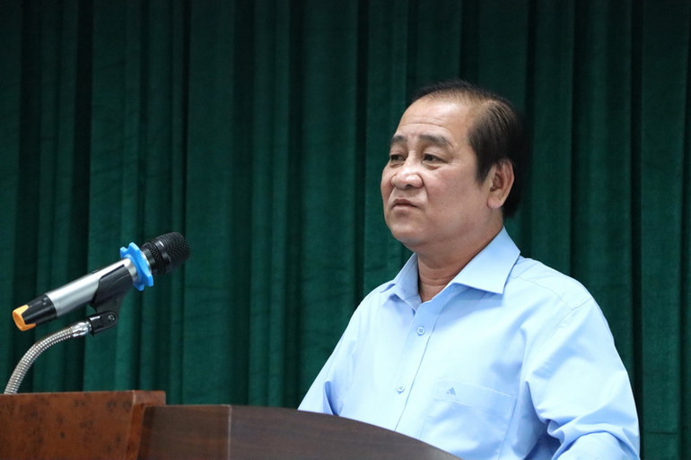 Giám đốc Bảo hiểm xã hội tỉnh Đồng Nai Phạm Minh Thành đóng góp ý kiến.