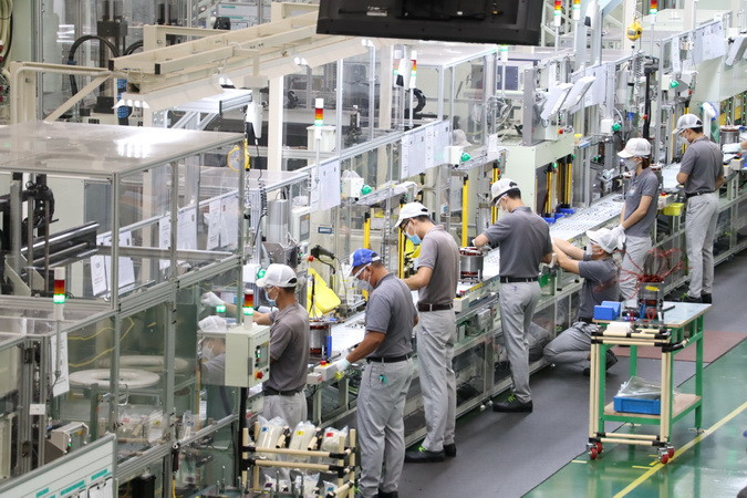 Đồng Nai ưu tiên các dự án hàm lượng cao về công nghệ, không thâm dụng lao động. Đồng Nai ưu tiên các dự án hàm lượng cao về công nghệ, không thâm dụng lao động.