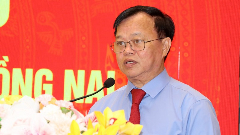 Trưởng Ban Tuyên giáo và Dân vận Tỉnh ủy Đồng Nai Cao Tiến Dũng phát biểu tại hội thảo.