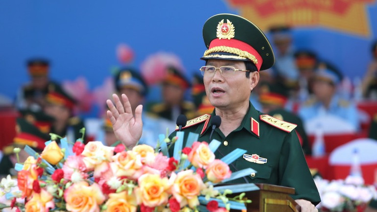 Đại tướng Nguyễn Tân Cương phát biểu đánh giá về buổi tổng hợp luyện.