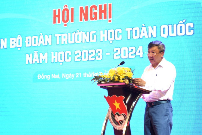Phó Bí thư Thường trực Tỉnh ủy Đồng Nai Hồ Thanh Sơn phát biểu tại hội nghị.