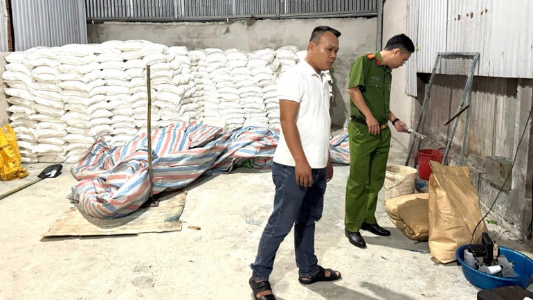 Lực lượng Phòng cảnh sát kinh tế Công an tỉnh Đồng Nai đang tiếp tục điều tra, làm rõ. Lực lượng Phòng cảnh sát kinh tế Công an tỉnh Đồng Nai đang tiếp tục điều tra, làm rõ.