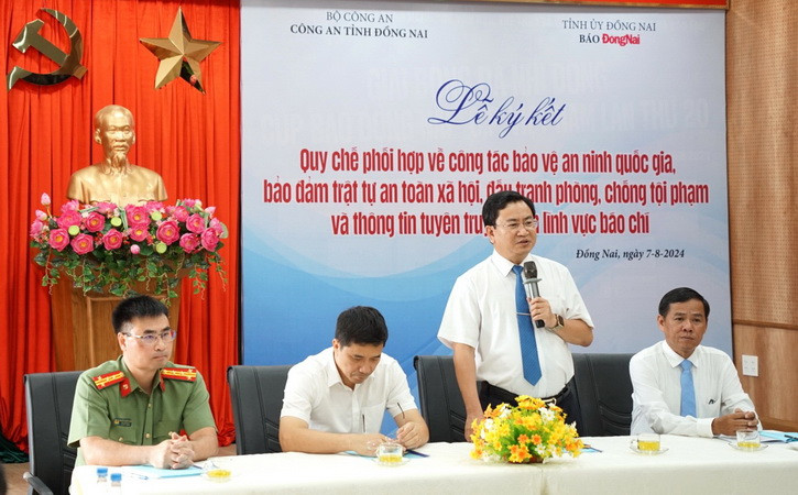 Tổng Biên tập Báo Đồng Nai Đào Văn Tuấn mong muốn Công an tỉnh tạo điều kiện thuận lợi hơn nữa trong việc cung cấp thông tin cho báo chí.