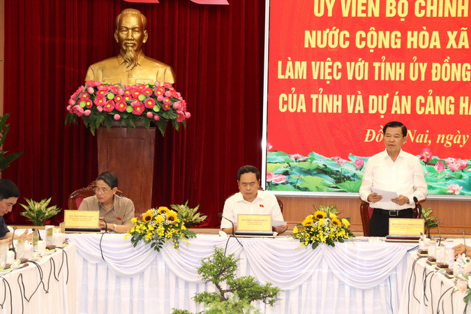 Bí thư Tỉnh ủy Đồng Nai Nguyễn Hồng Lĩnh phát biểu kiến nghị tại buổi làm việc.