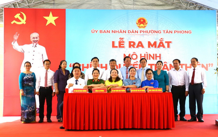 Ra mắt mô hình "Chính quyền thân thiện" tại phường Tân Phong, thành phố Biên Hòa vào đầu tháng 7/2024.