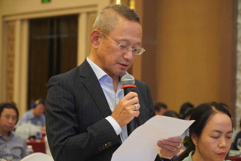 Đại diện doanh nghiệp FDI phản ánh hồ sơ bị cơ quan chức năng "ngâm".