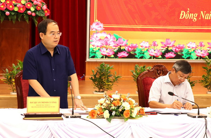 Phó Bí thư Tỉnh ủy, Trưởng đoàn đại biểu Quốc hội tỉnh Đồng Nai Quản Minh Cường đề nghị có giải pháp quyết liệt để giải phóng mặt bằng cao tốc Biên Hòa-Vũng Tàu. Phó Bí thư Tỉnh ủy, Trưởng đoàn đại biểu Quốc hội tỉnh Đồng Nai Quản Minh Cường đề nghị có giải pháp quyết liệt để giải phóng mặt bằng cao tốc Biên Hòa-Vũng Tàu.