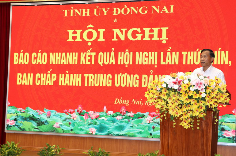 Trưởng Ban Tuyên giáo Tỉnh ủy Đồng Nai Phạm Xuân Hà báo cáo nhanh kết quả Hội nghị Trung ương 9, Ban Chấp hành Trung ương Đảng khóa XIII.