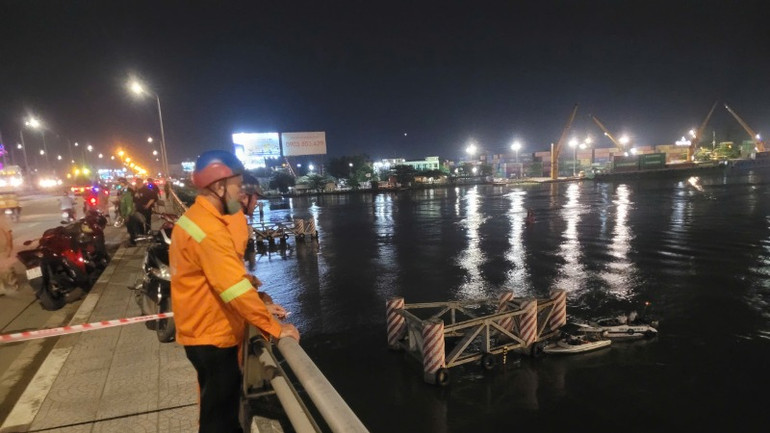 Khu vực xe ô-tô rơi xuống sông Đồng Nai.