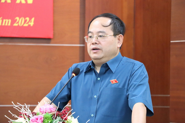 Phó Bí thư Tỉnh ủy, Trưởng Đoàn đại biểu Quốc hội tỉnh Đồng Nai Quản Minh Cường phát biểu tại hội nghị.