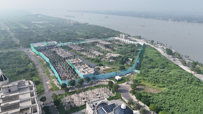 Một góc khu đô thị phía tây cao tốc Biên Hòa-Vũng Tàu. Một góc khu đô thị phía tây cao tốc Biên Hòa-Vũng Tàu.