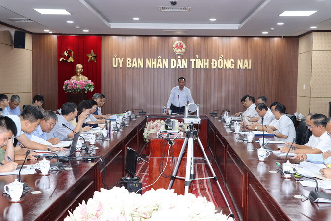 Quang cảnh buổi làm việc.