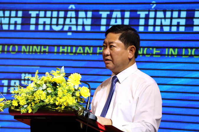 Chủ tịch Ủy ban nhân dân tỉnh Ninh Thuận Trần Quốc Nam giới thiệu về thế mạnh của tỉnh và những ưu đãi trong thu hút đầu tư.