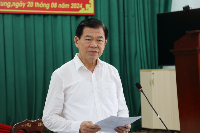 Bí thư Tỉnh ủy Đồng Nai Nguyễn Hồng Lĩnh phát biểu tại buổi làm việc với Đảng bộ xã Quang Trung, huyện Thống Nhất.