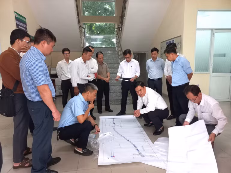 Các đơn vị liên quan xem các vị trí đã bàn giao mặt bằng qua bản đồ dự án đường cao tốc Biên Hòa-Vũng Tàu, qua địa bàn phường Phước Tân.