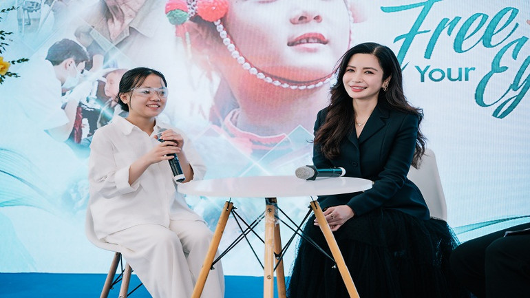 Tại Việt Nam, công nghệ này đã được áp dụng cho nhiều trường hợp cận thị cao, loạn thị phức tạp, mang lại cải thiện rõ rệt về thị lực sau phẫu thuật.