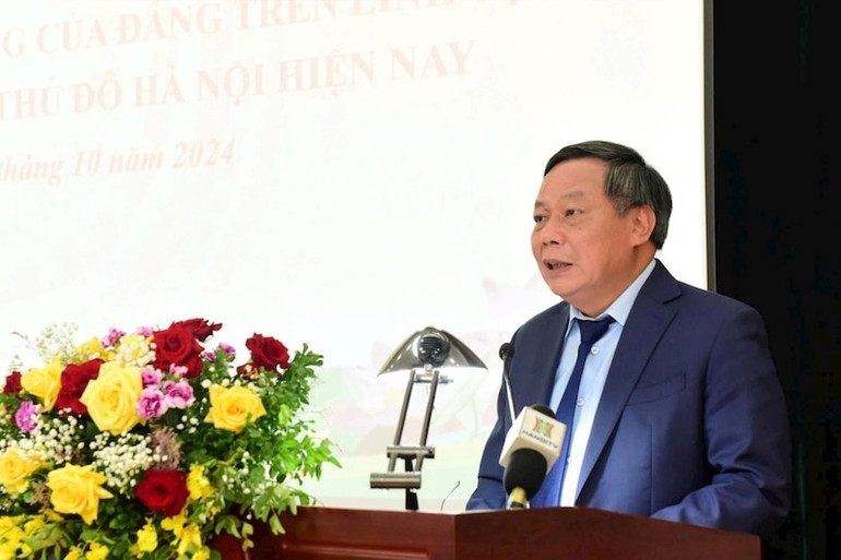 Phó Bí thư Thành ủy Hà Nội Nguyễn Văn Phong phát biểu tại hội thảo. Phó Bí thư Thành ủy Hà Nội Nguyễn Văn Phong phát biểu tại hội thảo.