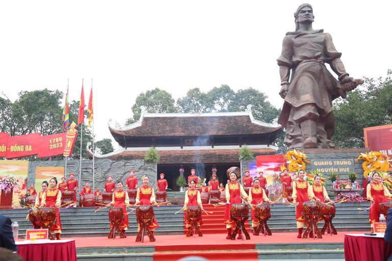 Chương trình trống hội chào mừng Lễ kỷ niệm 234 năm Chiến thắng Ngọc Hồi-Đống Đa.