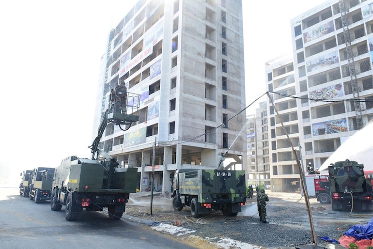 Các lực lượng tham gia thực binh. (Ảnh: Hữu Thu)