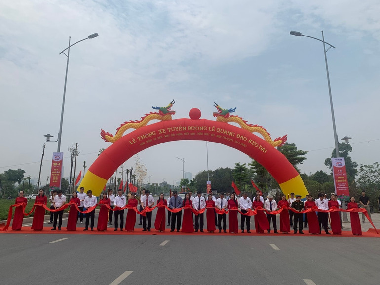Đường Lê Quang Đạo kéo dài đã chính thức được thông xe.