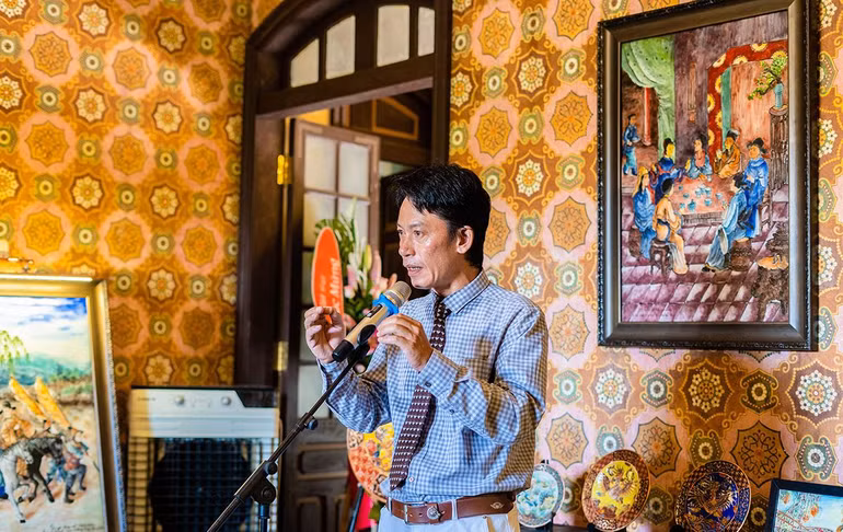 Tranh Kiều Pháp lam độc bản -0