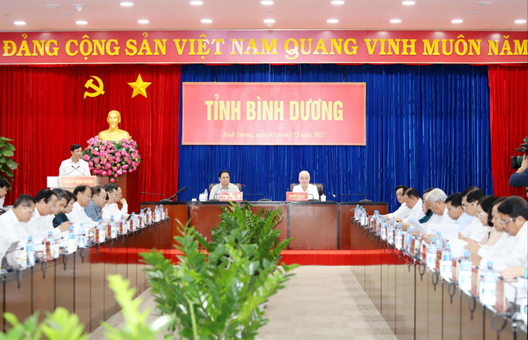 Toàn cảnh buổi làm việc.