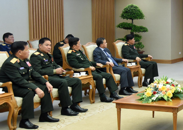 Đại biểu Đoàn công tác Bộ Quốc phòng Lào tham dự buổi tiếp.