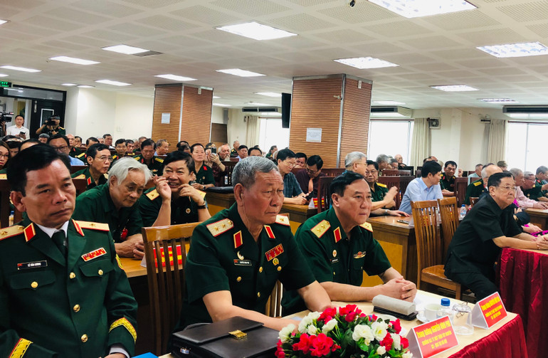 Các đại biểu tham dự buổi họp mặt truyền thống Mặt trận Tây Nguyên -Quân đoàn 3 Các đại biểu tham dự buổi họp mặt truyền thống Mặt trận Tây Nguyên -Quân đoàn 3