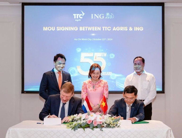 AgriS liên tục thiết lập mối quan hệ chiến lược với hàng loạt các định chế tài chính hàng đầu, kiến tạo hệ sinh thái Tài chính-Nông nghiệp bền vững.