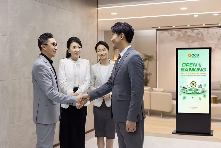 OCB đưa ra mục tiêu tăng trưởng 200% khách hàng doanh nghiệp sử dụng giải pháp Open API trong năm 2025. OCB đưa ra mục tiêu tăng trưởng 200% khách hàng doanh nghiệp sử dụng giải pháp Open API trong năm 2025.